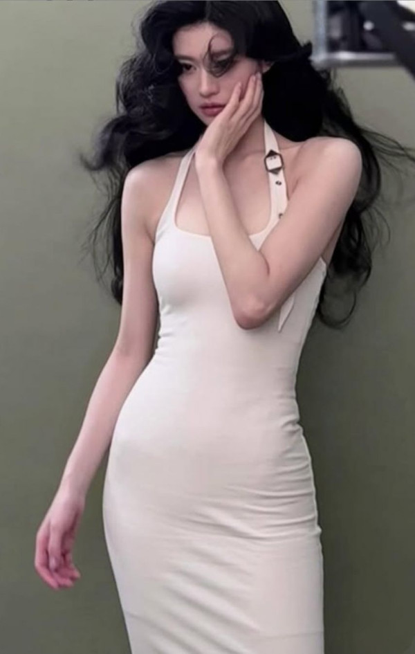 동탄룩 입은 배우 고윤정