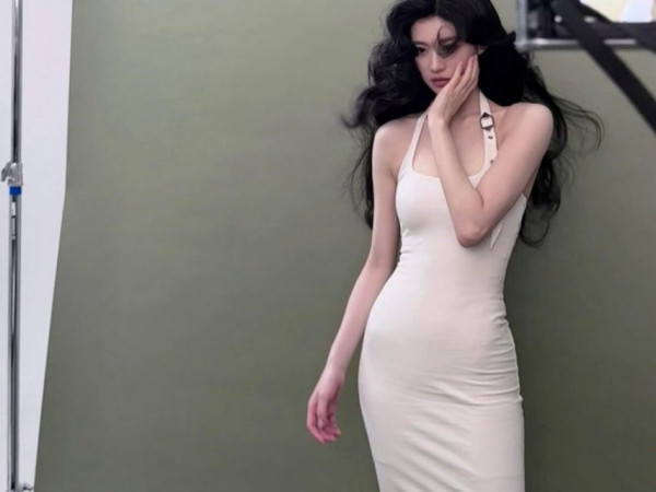 동탄룩 입은 배우 고윤정