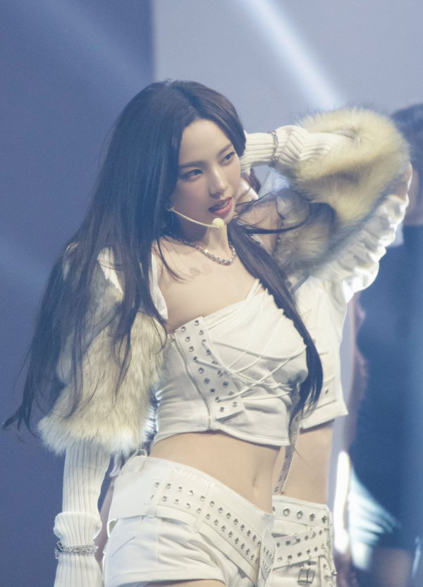 에스파 카리나 빌보드 위민 인 뮤직 어워즈