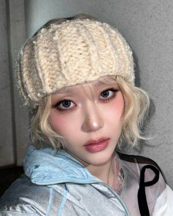 금발이 잘 어울리는 스테이씨 수민