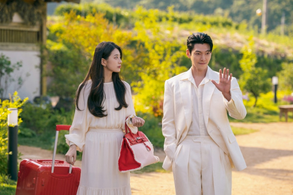 김우빈X수지 로맨스 스틸컷 대방출- 드라마 다 이루어질지니