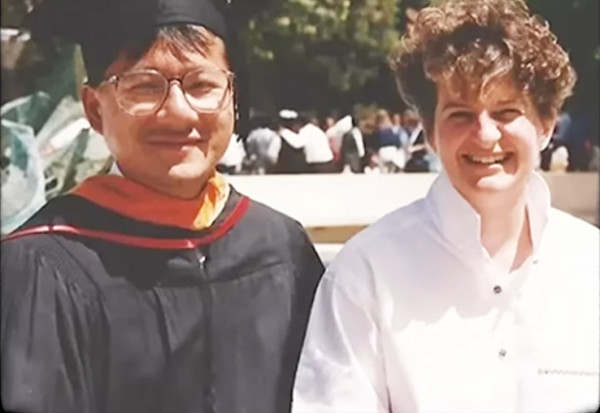 젠슨황 첫사랑이자 끝사랑