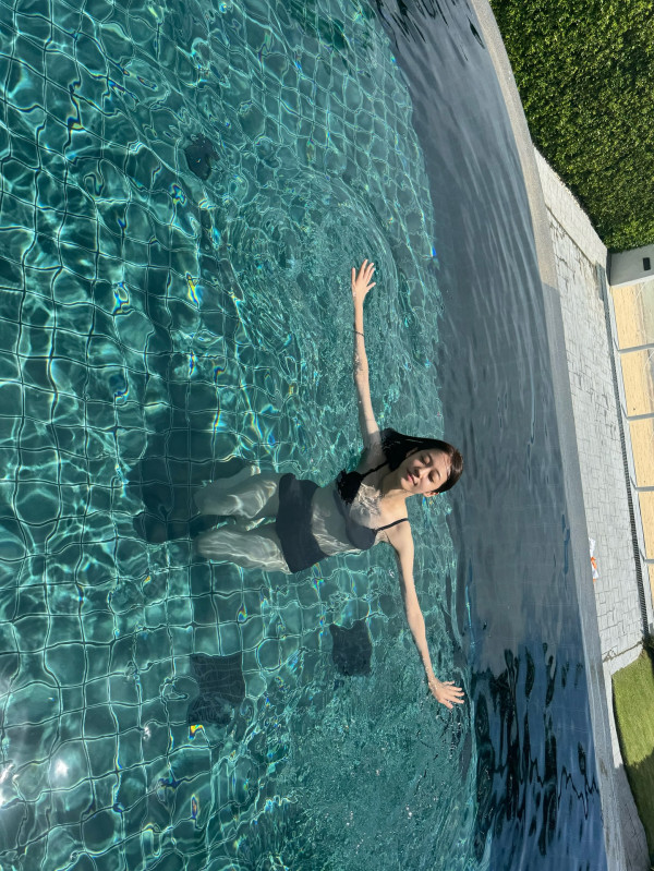 배우 노윤서 비키니 몸매