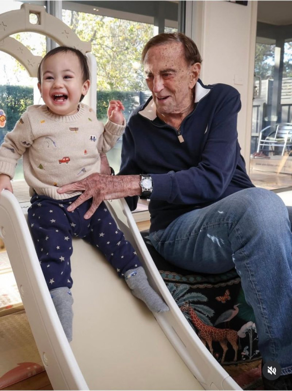 93살에 아빠가 된 호주남자