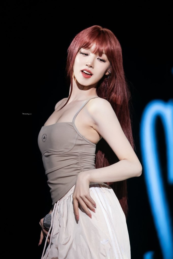 베이지 나시 여자아이들 우기