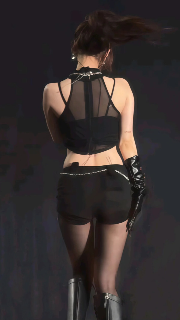 올블랙 시스루 의상 윈터