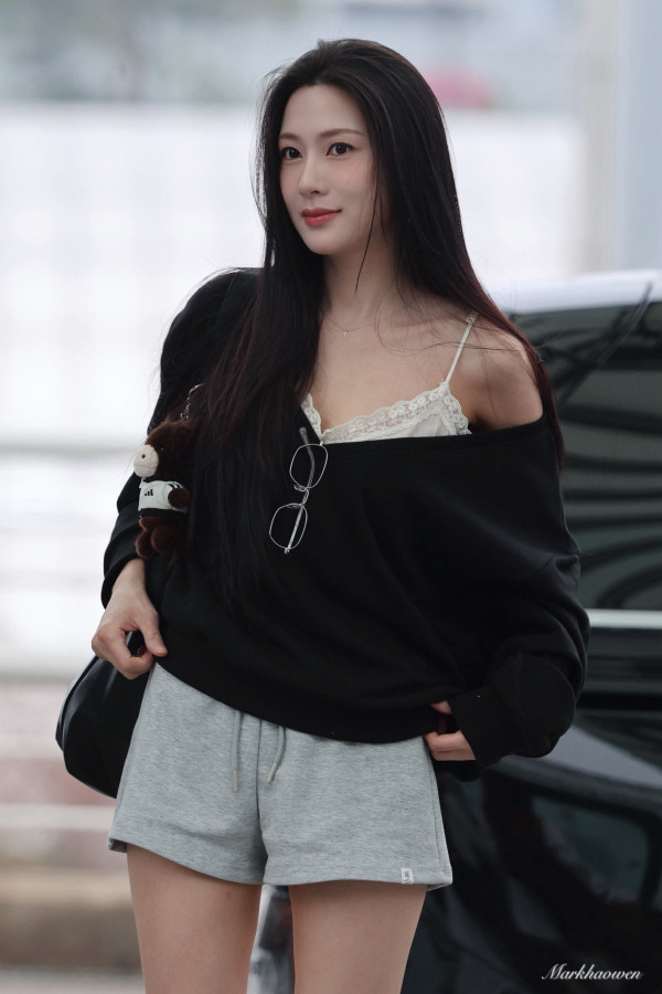 에이핑크 오하영 회색 돌핀