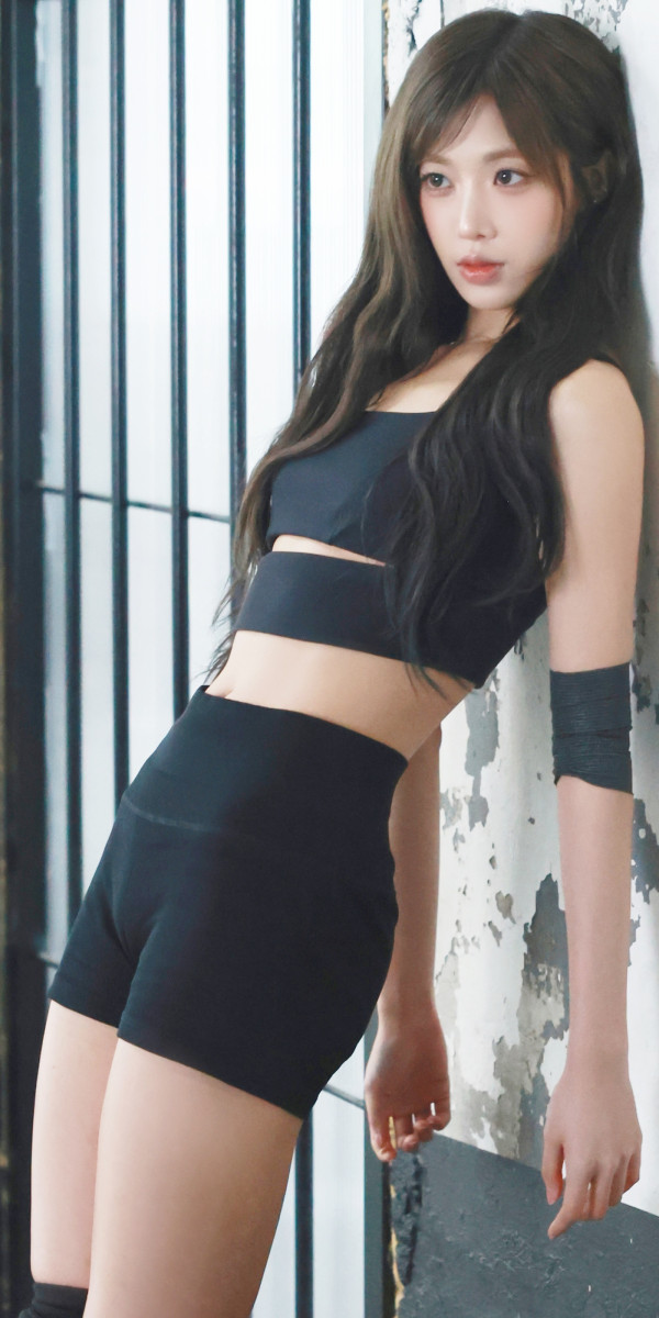 트리플에스 니엔 숏레깅스 Y존.jpg