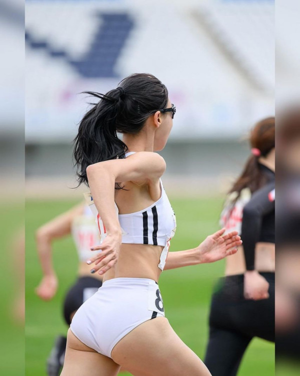 질주하는 김민지