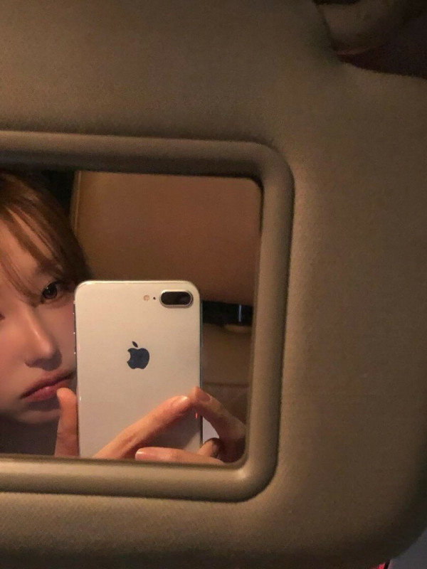 눈 맞는 QWER 마젠타