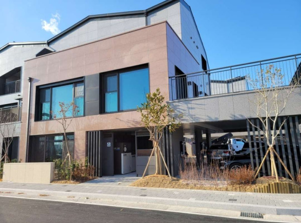 관리비만 내고 무료로 5년간 살게 해준다는 주택