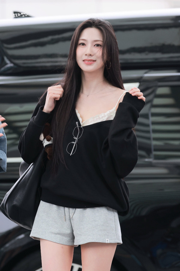 에이핑크 오하영 회색 돌핀