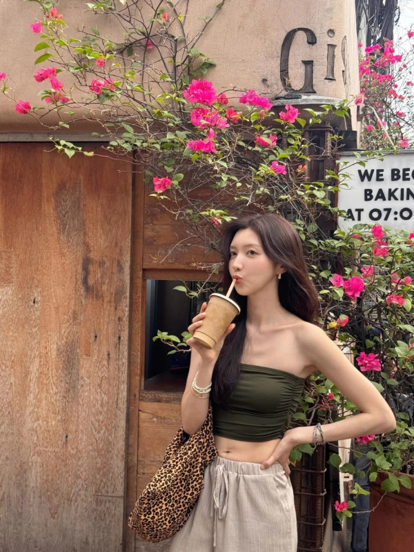 배우 채서진 비키니