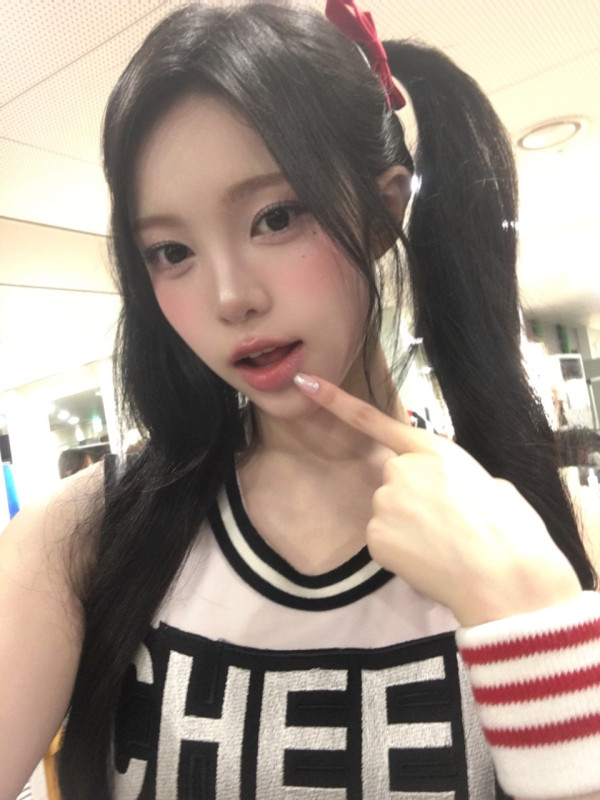 치어리더복 하츠투하츠 이안