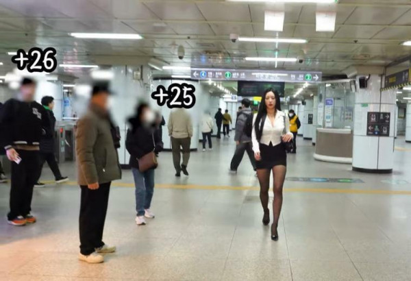 남자들이 다 쳐다본다는 복장