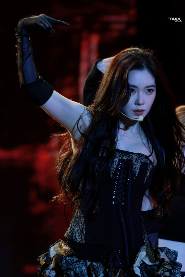 해외 연말행사에 참석한 아이린