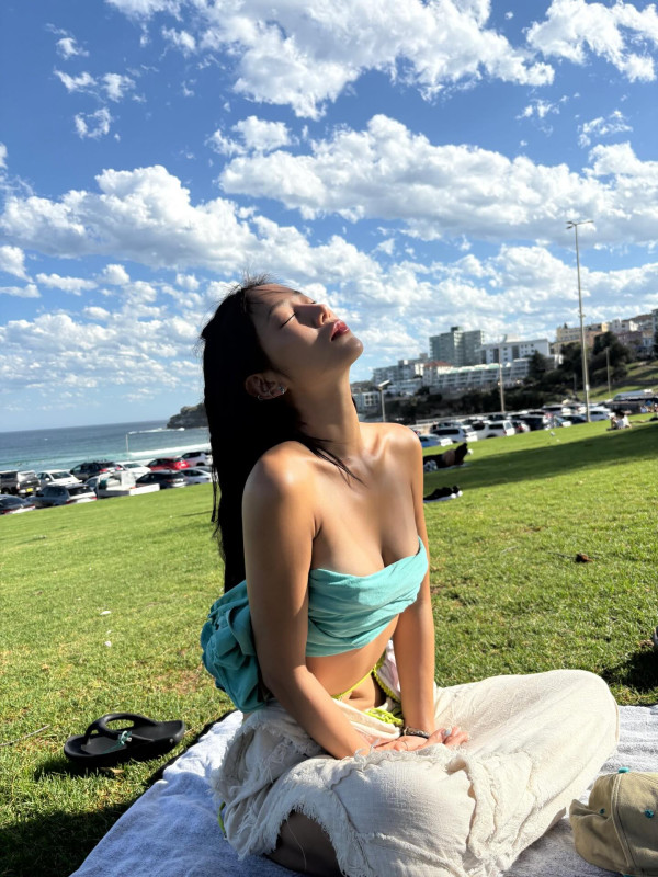 소유 비키니 몸매.jpg