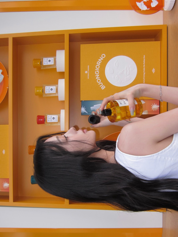 흰 원피스 프로미스나인 노지선