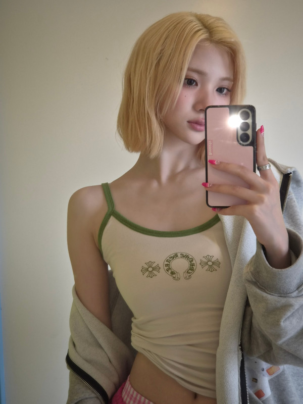 하츠투하츠 지우 끈나시 잘록한 복부