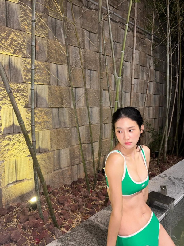 배우 박주현 비키니 몸매.jpg