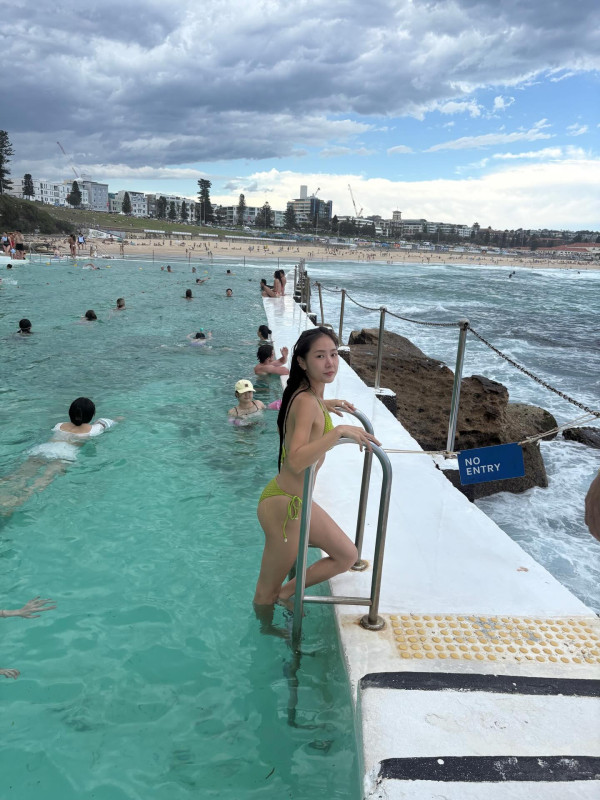 소유 비키니 몸매.jpg