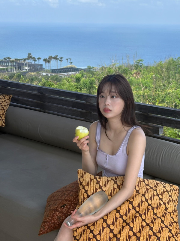 해외여행 간 츄