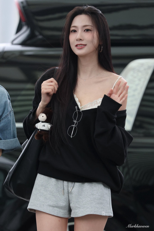 에이핑크 오하영 회색 돌핀