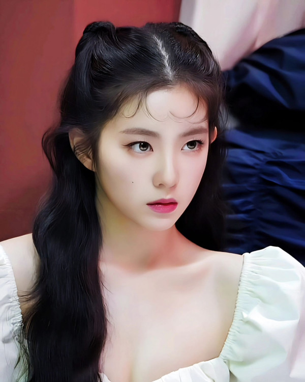 레드벨벳 아이린 러블리한  란제리룩