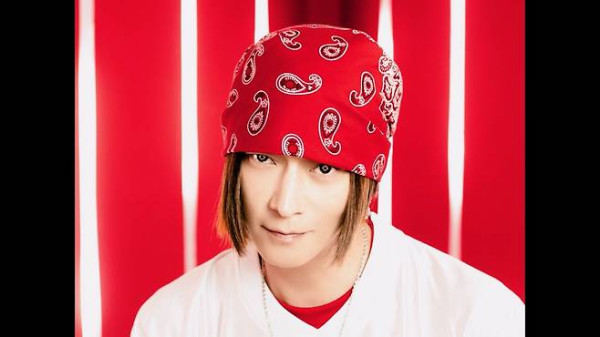 "강동원 아이돌로 데뷔?" '와일드 씽'서 파격 칼머리+두건 변신 '충격'