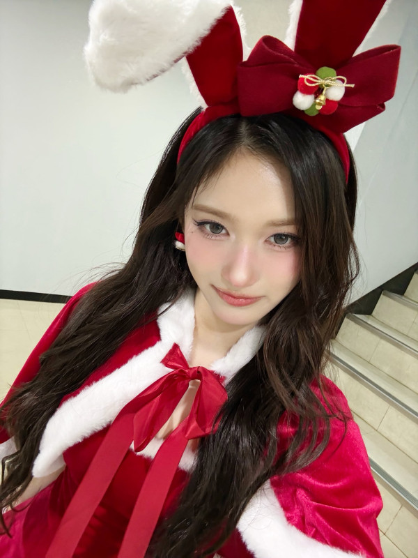 산타 바니걸 아이브 이서.jpg