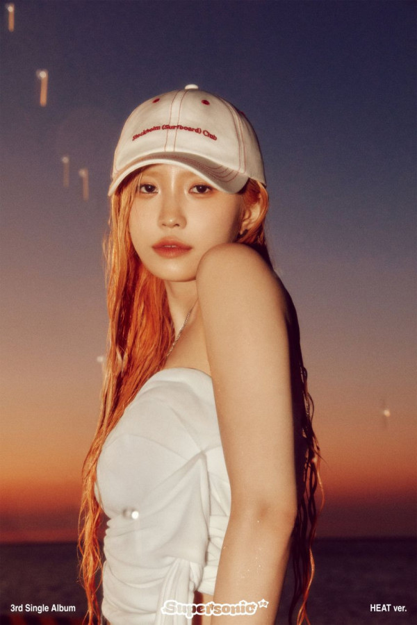 시원한 여름 컨셉의 프로미스나인 앨범화보