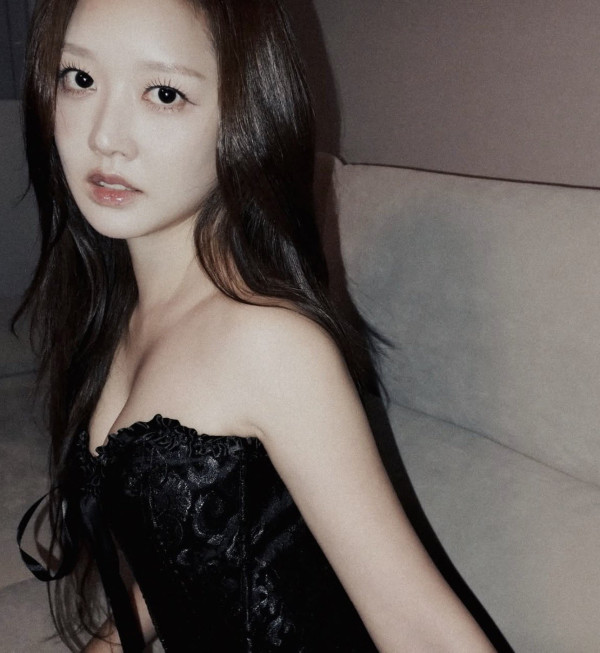 솔로 컴백하는 구구단 미미..많이 내려온 란제리
