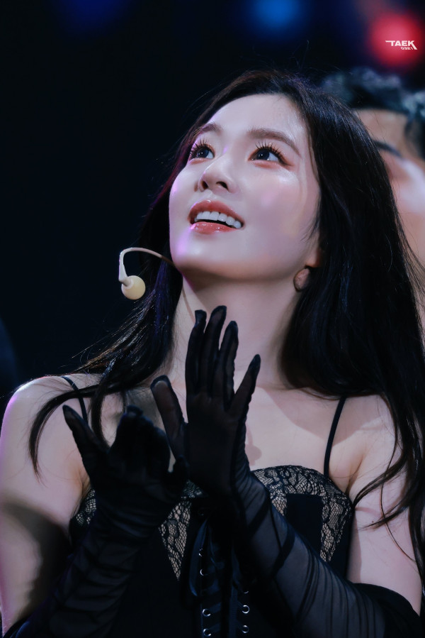 해외 연말행사에 참석한 아이린