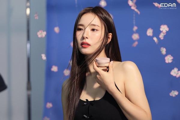 바닐라코 비하인드 배우 신세경