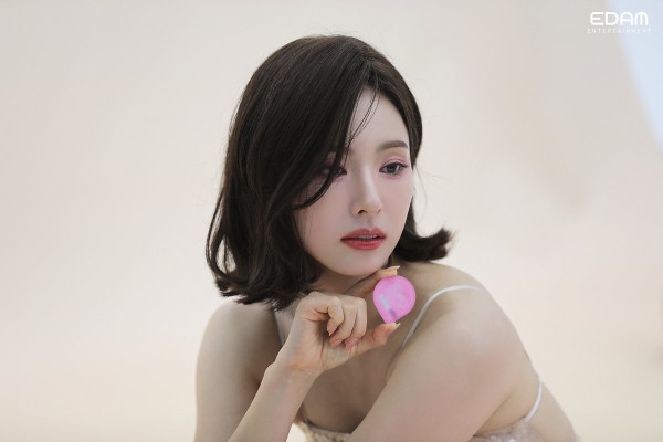 바닐라코 비하인드 배우 신세경