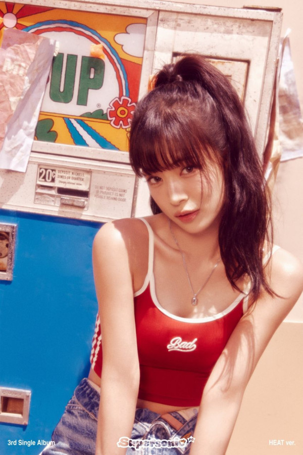 시원한 여름 컨셉의 프로미스나인 앨범화보