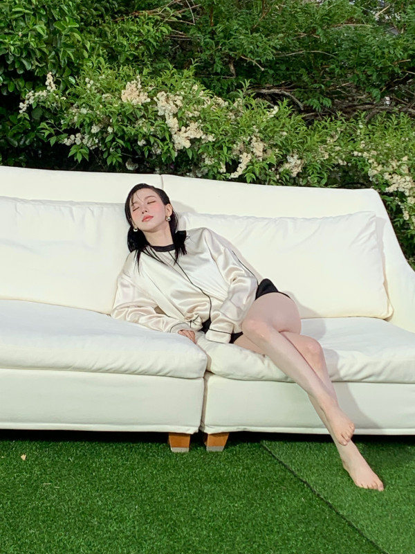 카리나 검정 핫팬츠