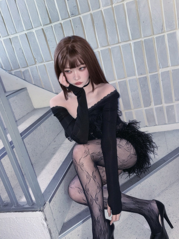 빌리 츠키 망사 스타킹