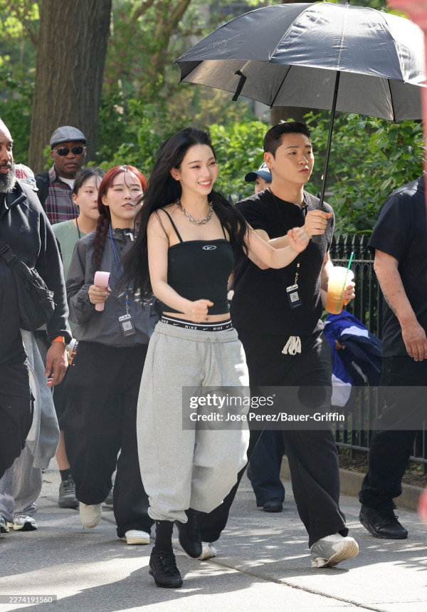 나이키 광고 촬영중인 카리나