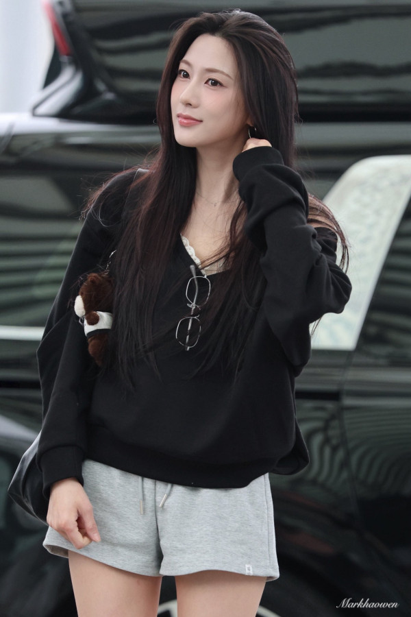 에이핑크 오하영 회색 돌핀