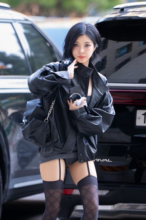 가터벨트 허벅지 케플러 김다연