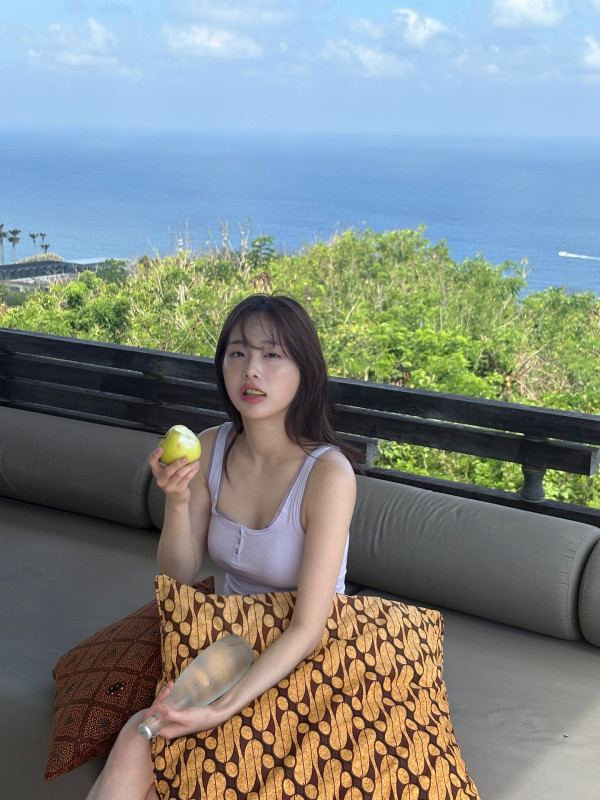 해외여행 간 츄