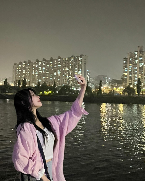 한강에 놀러간 프로미스나인 백지헌