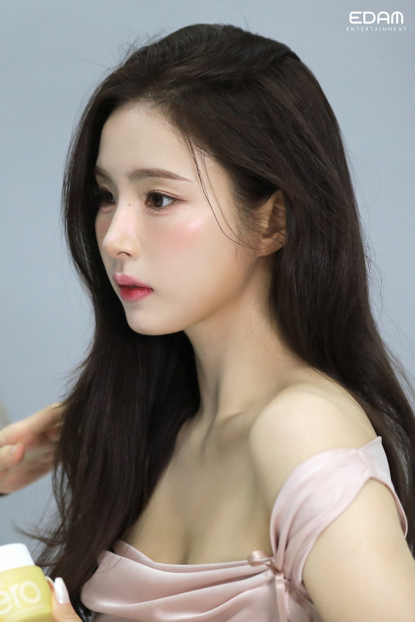 바닐라코 비하인드 배우 신세경