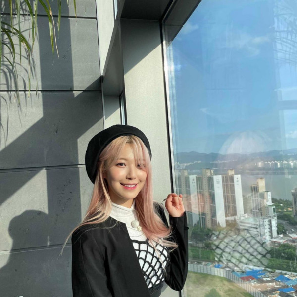 프로미스나인 백지헌