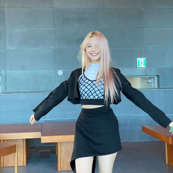 프로미스나인 백지헌