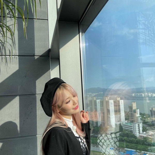 프로미스나인 백지헌
