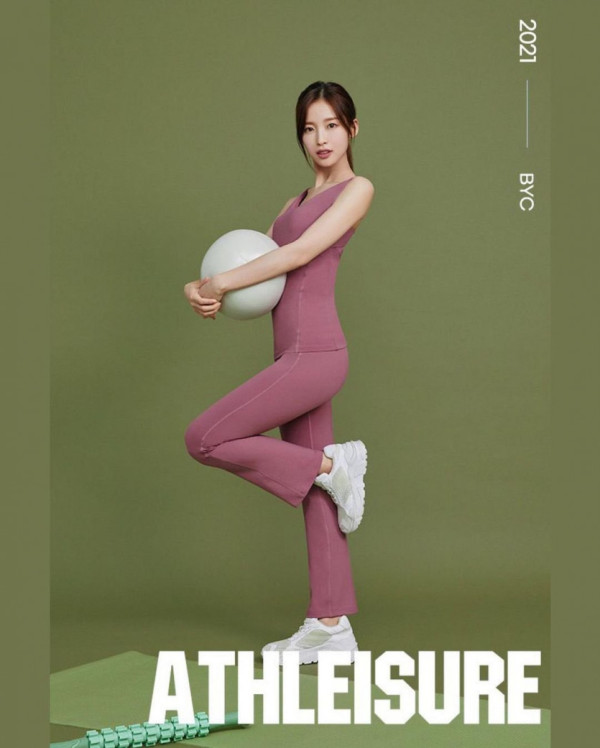 오마이걸 아린 BYC 화보