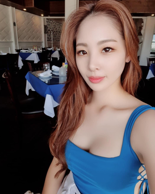 신수지 요트위에서 하이레그 미스코리아 수영복