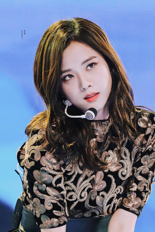 실물깡패라는 여자 아이돌 멤베